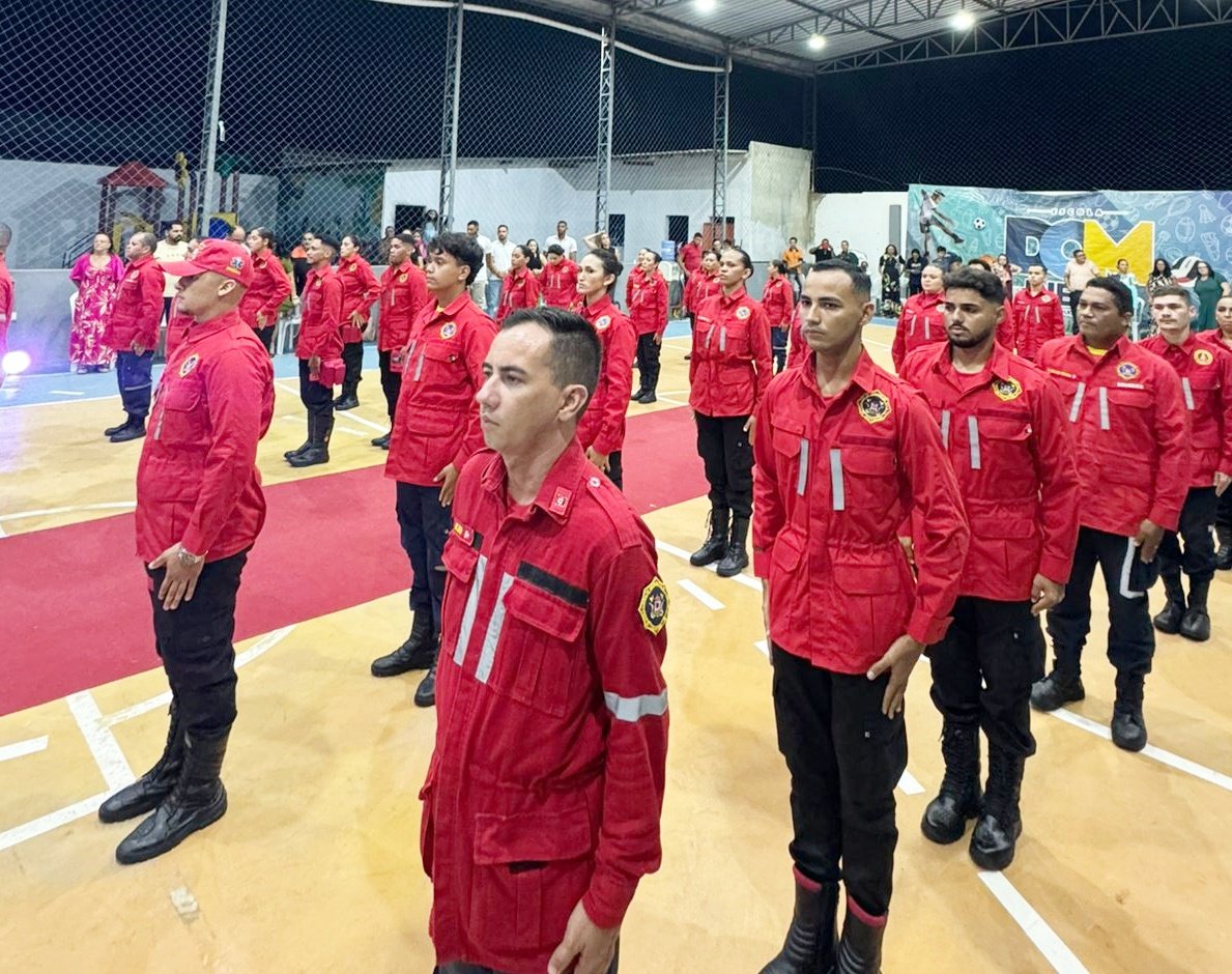 40-bombeiros-civis-s-o-formados-pela-lobo-fire-academia-de-bombeiro