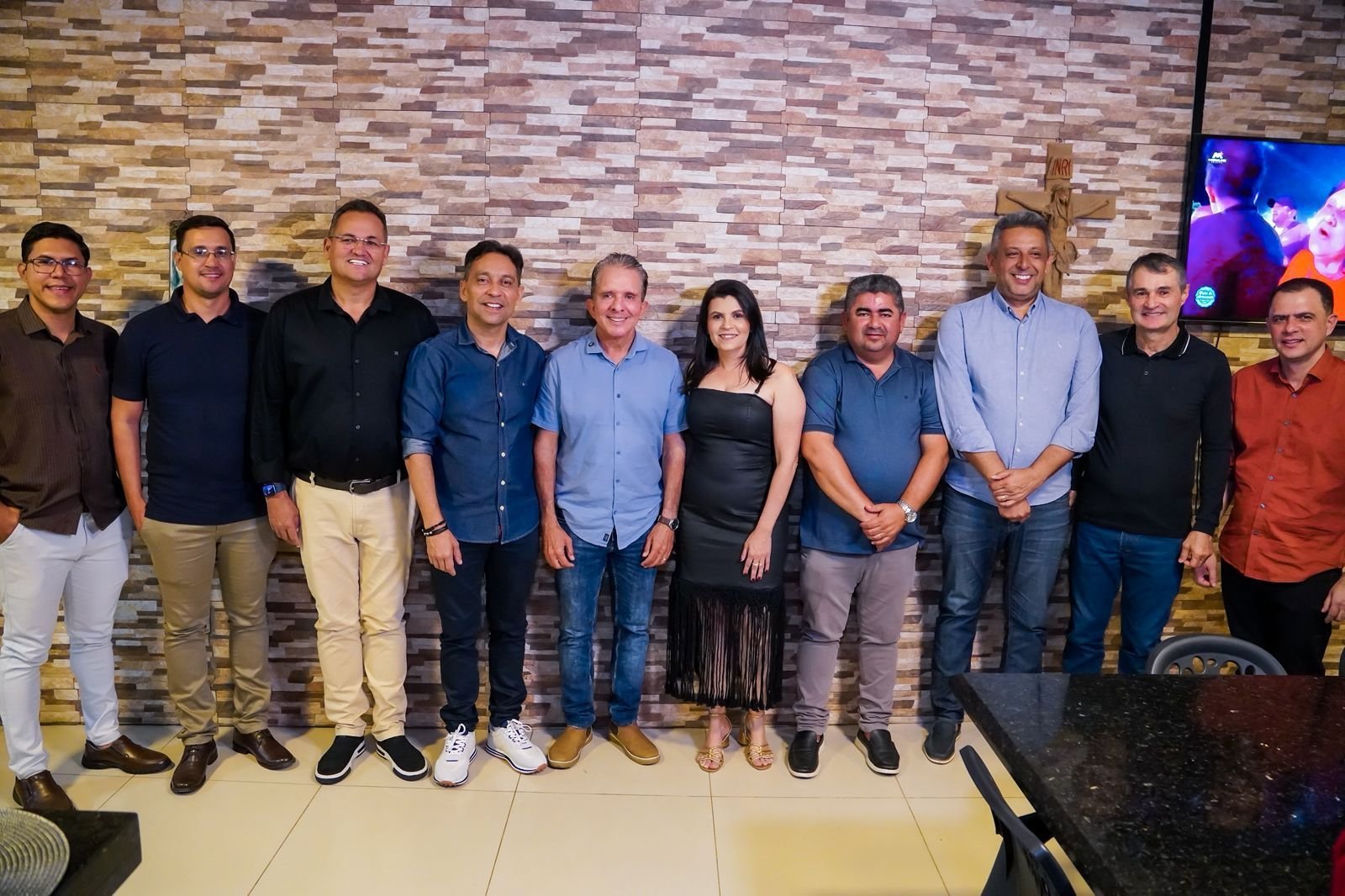 Presidente do PSDB, deputado Fábio Ramalho, e mais quatro prefeitos declaram apoio a Nabor para o senado