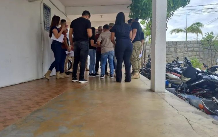 Policiais civis entregam plantões extras em Patos em protesto contra defasagem salarial; Seccional afirma que gestão vai procurar adequar a situação