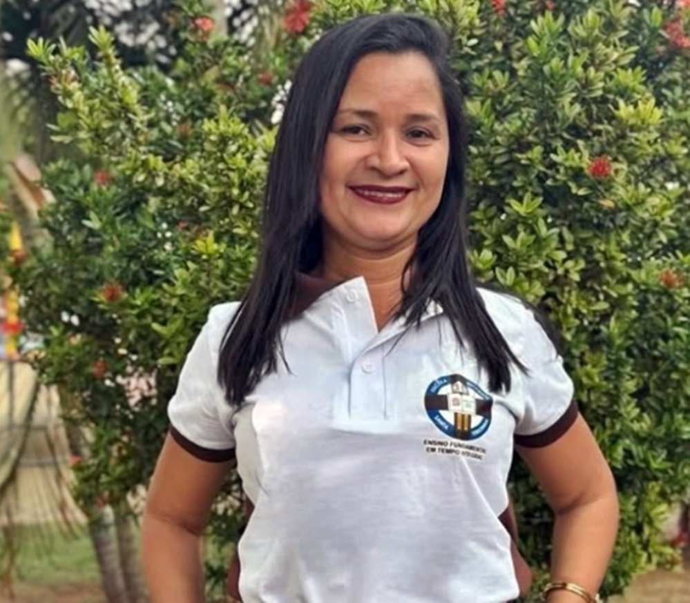 Professora Claudia Gean lança livro sobre projeto de letramento nesta sexta, em Patos