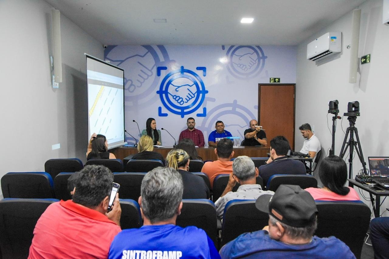 Prefeitura de Patos realiza sorteio de comerciantes para o São João 2026