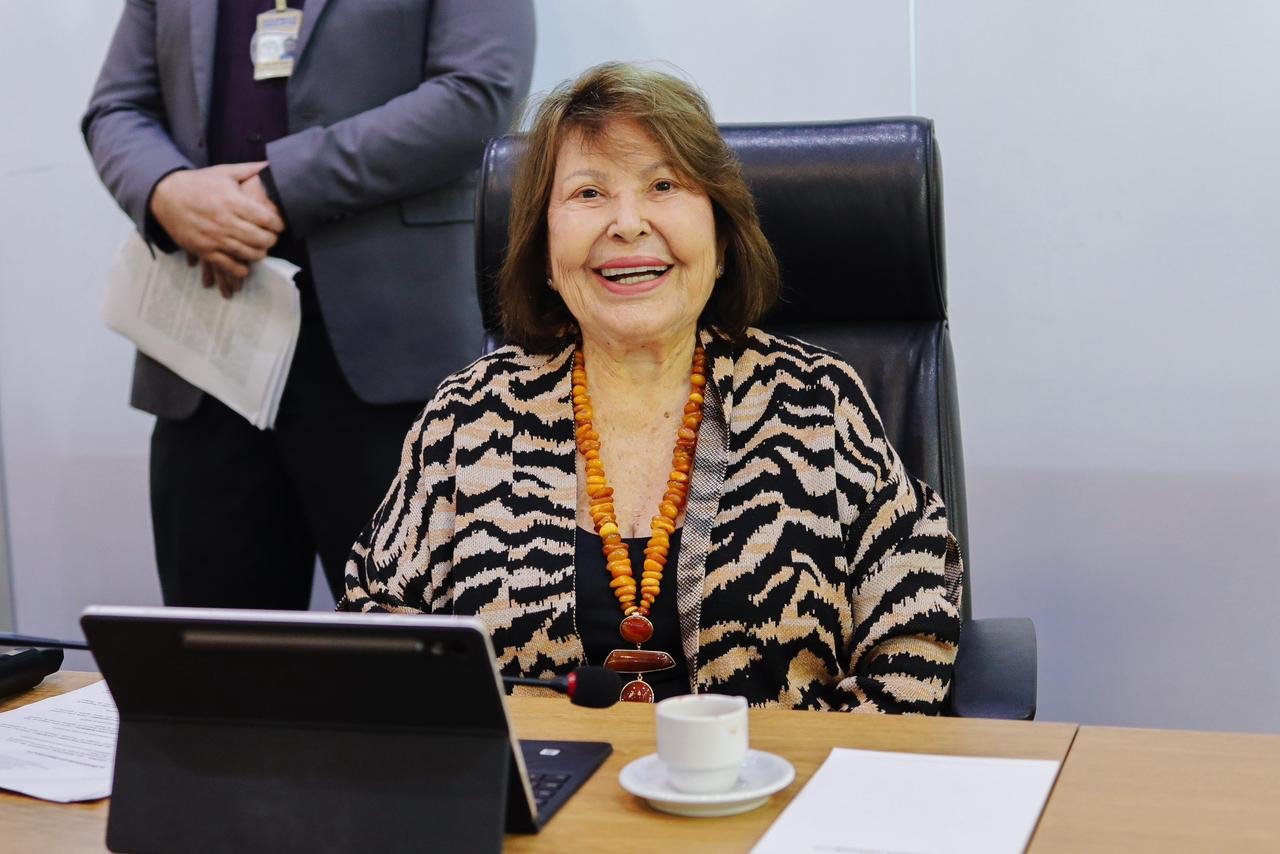 Francisca Motta celebra aprovação do Orçamento da Criança e do Adolescente (OCA) e recorda projeto de lei apresentado na Assembleia