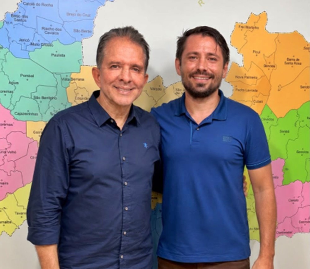 Prefeito Heitor Campos vê na experiência de Nabor um aliado para o futuro da educação de Cacimba de Areia