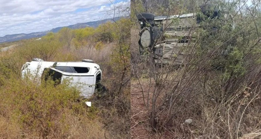 Carro capota na curva do Sítio Tubarão, na PB-262, após mecânico pegar veículo para teste em rodovia entre Patos e São José do Bonfim