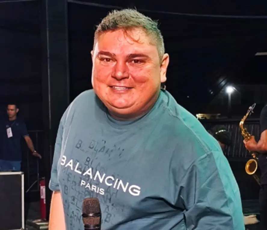 Locutor Rafael Freitas anuncia pré-candidatura a vereador em Patos