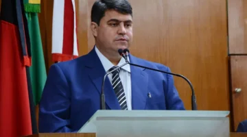 Dinho-scaled-1-e1648157678211